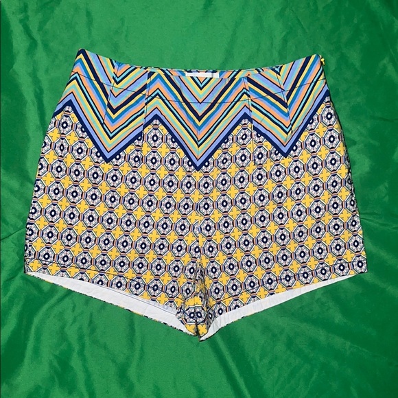 Maeve by Anthropologie Geometric Patterned Women's Shorts size 4 - Picture 1 of 7